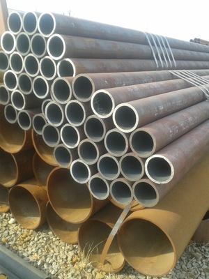 無縫管廠家常年現(xiàn)貨供應(yīng)20#碳素?zé)o縫鋼管，規(guī)格齊全，品質(zhì)保證